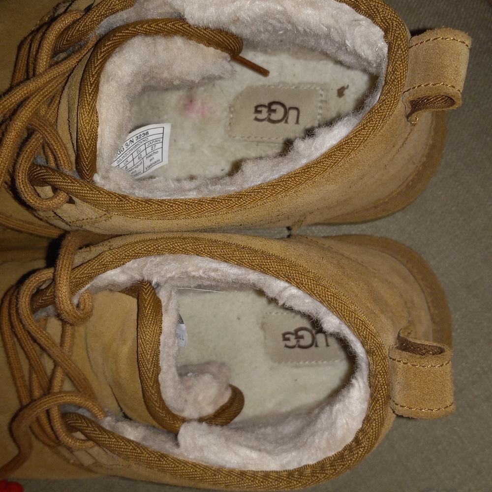 Neumel Uggs - image 6